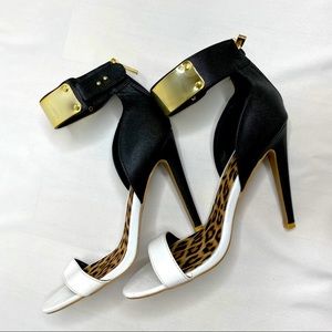 BEBE | Black + White Heels
